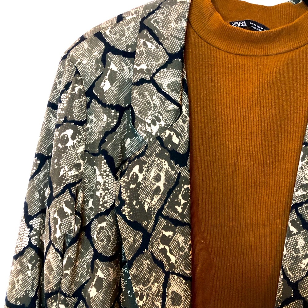 Silky python print loose slim fit open blazer
